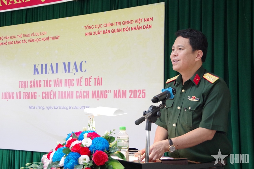 Khai mạc Trại sáng tác văn học về đề tài “Lực lượng vũ trang - Chiến tranh cách mạng”