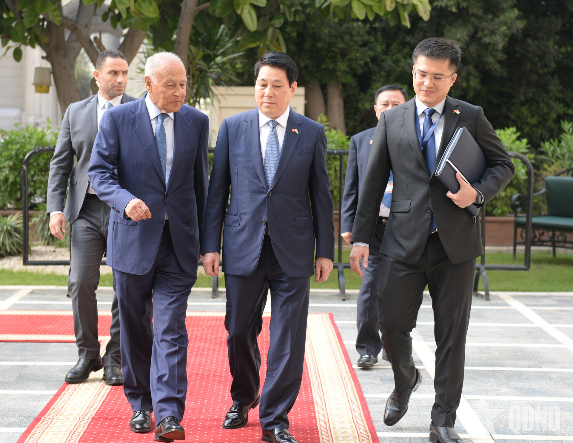 Chủ tịch nước Lương Cường thăm và phát biểu chính sách tại Liên đoàn Arab