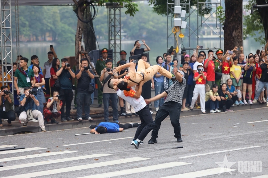 Tổng duyệt diễu binh, diễu hành cho "Ngày hội vì Thủ đô bình yên"