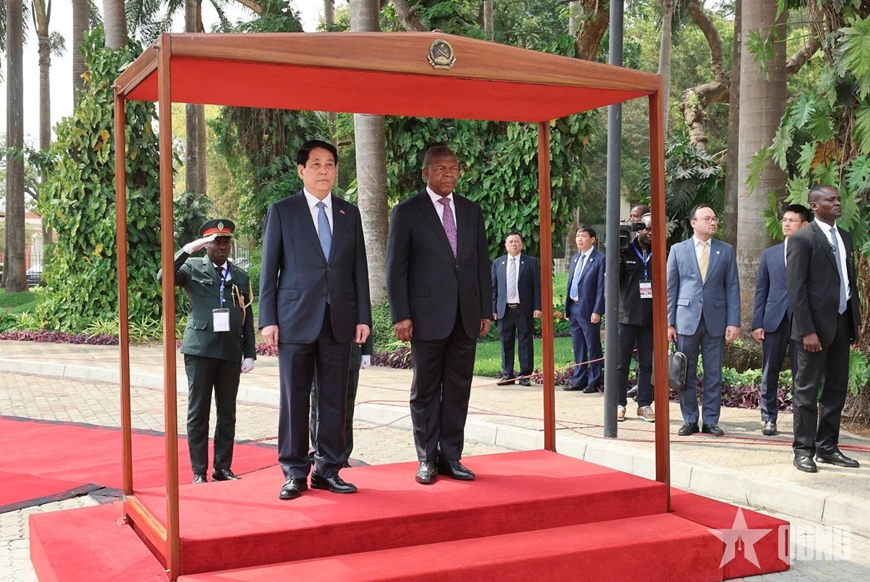 Lễ đón Chủ tịch nước Lương Cường thăm cấp nhà nước Cộng hòa Angola