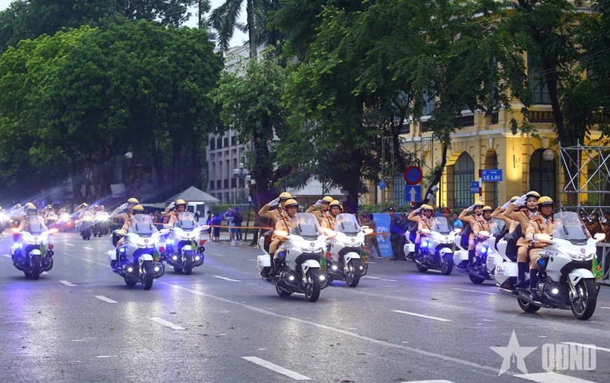 Tổng duyệt diễu binh, diễu hành cho "Ngày hội vì Thủ đô bình yên"