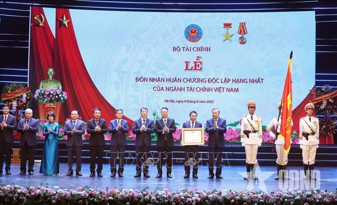 Tổng Bí thư Tô Lâm và Thủ tướng Phạm Minh Chính dự Lễ kỷ niệm 80 năm Ngày truyền thống ngành Tài chính