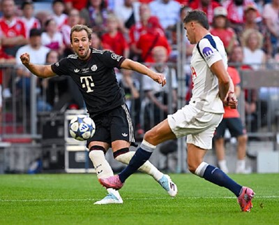 Bayern 'Vùi Dập' Tottenham, Đội Hình Đề Cử Quả Bóng Vàng 2025 'Lột Xác'!
