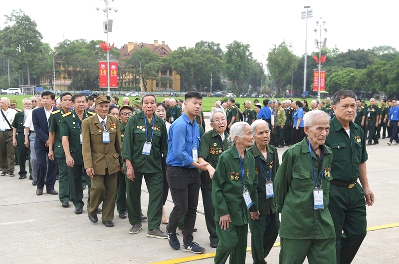 Dự thảo chính sách nổi trội: Nguồn động viên lớn đối với sĩ quan Quân đội nghỉ hưu