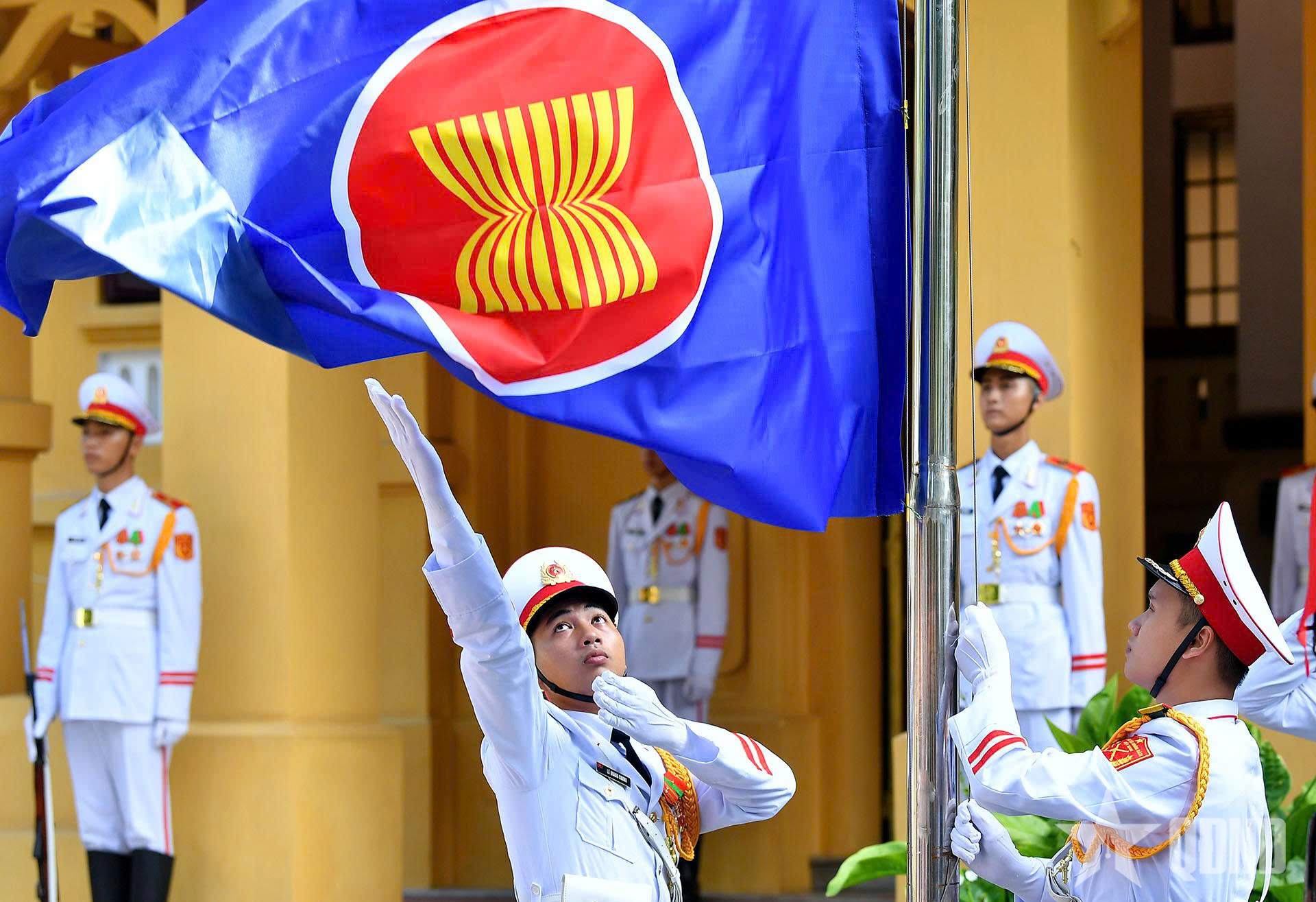 Lễ thượng cờ kỷ niệm 58 năm Ngày thành lập ASEAN