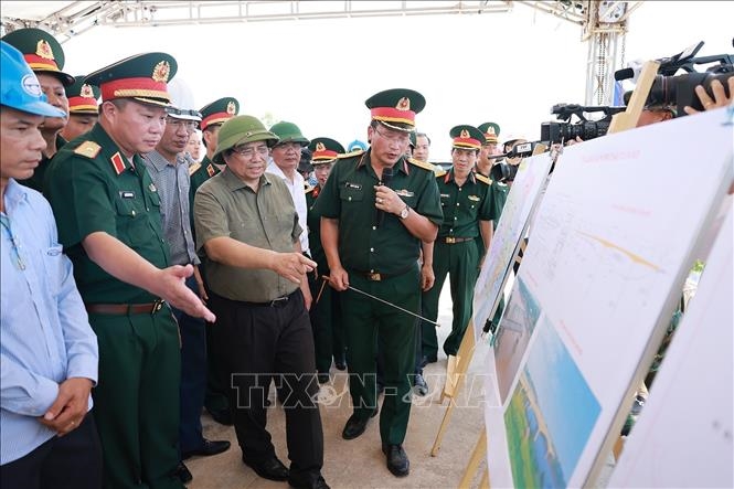 Thủ tướng Phạm Minh Chính: Dự án cầu Phong Châu mới tiết kiệm thời gian thi công, tiết kiệm chi phí