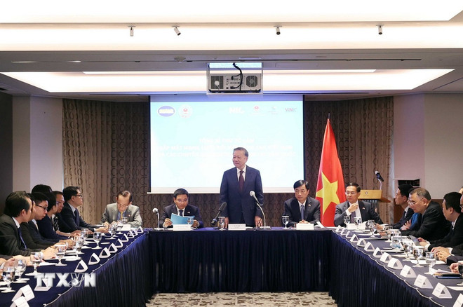 Tổng Bí thư Tô Lâm gặp mặt Mạng lưới Đổi mới sáng tạo Việt Nam tại Hàn Quốc