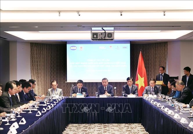 Tổng Bí thư Tô Lâm gặp mặt Mạng lưới Đổi mới sáng tạo Việt Nam tại Hàn Quốc