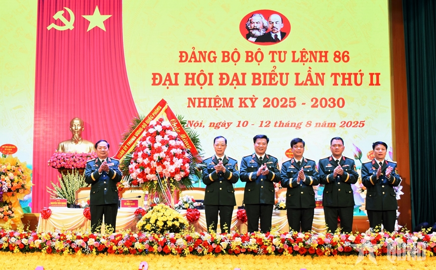 Thượng tướng Lê Huy Vịnh dự, chỉ đạo Đại hội đại biểu Đảng bộ Bộ tư lệnh 86