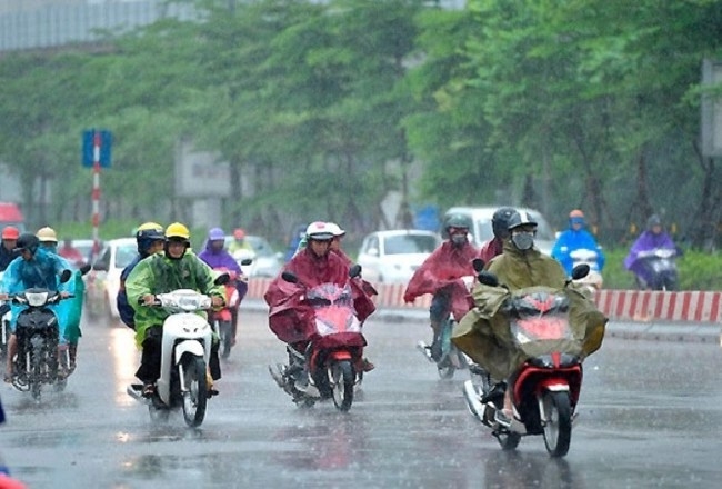 Thời tiết hôm nay (11-8): Nắng nóng giảm dần, miền Bắc nhiều nơi mưa dông