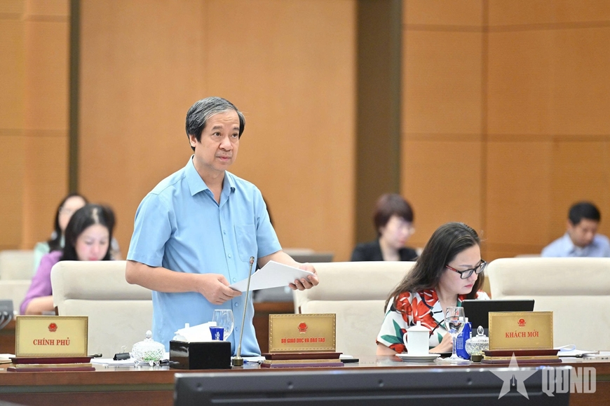 Nghiên cứu từng bước miễn phí sách giáo khoa cho học sinh