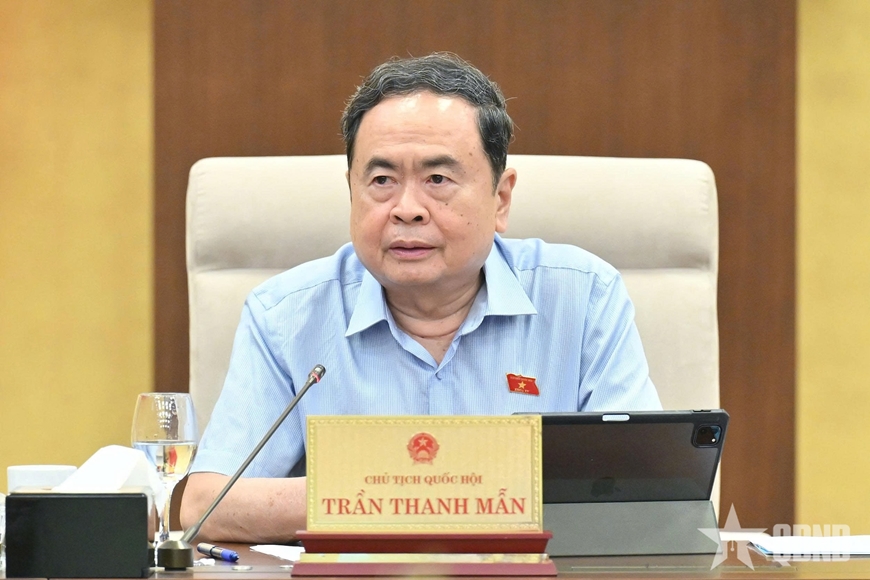 Nghiên cứu từng bước miễn phí sách giáo khoa cho học sinh