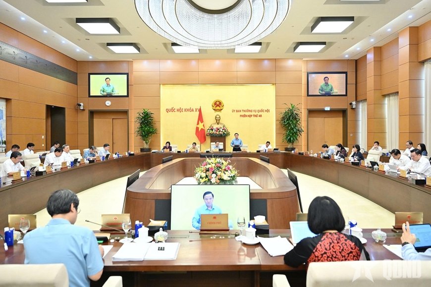 Nghiên cứu từng bước miễn phí sách giáo khoa cho học sinh