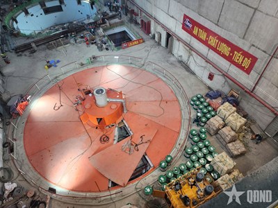 Gallery - 	Vận hành tổ máy số 1 Nhà máy Thủy điện Hòa Bình mở rộng đúng ngày 19-8