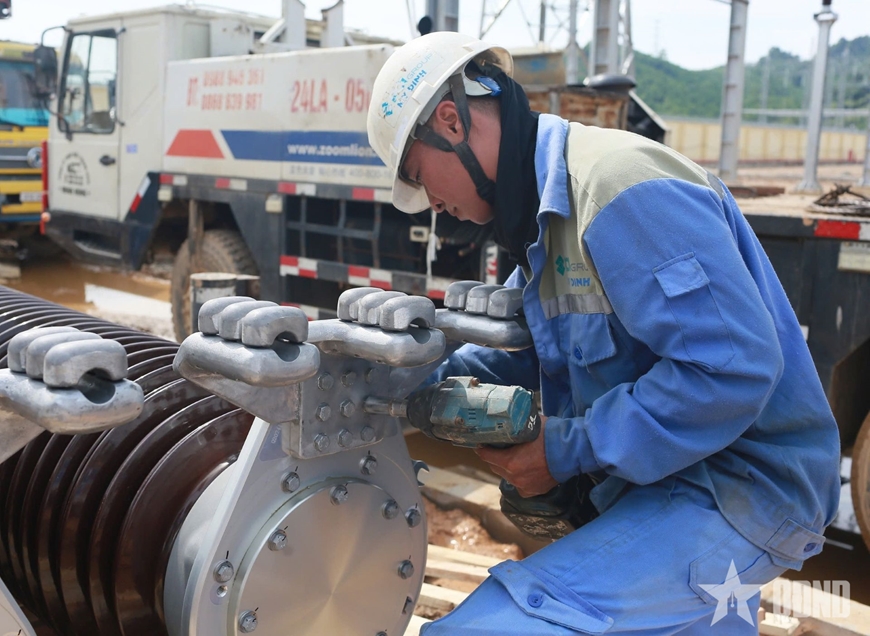 Cận cảnh trạm biến áp "nghìn tỷ" của Dự án TBA 500KV Lào Cai trước ngày đóng điện kỹ thuật