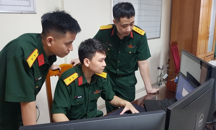 Từ hôm nay (15-8), người làm công tác chuyên trách về chuyển đổi số được hỗ trợ 5 triệu đồng/tháng