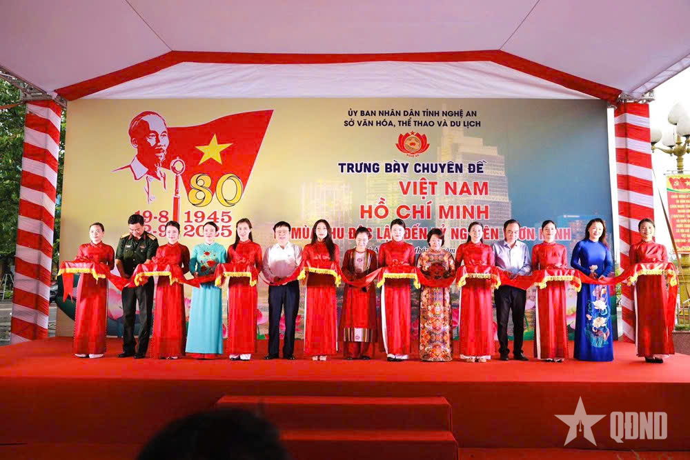 Trưng bày chuyên đề 