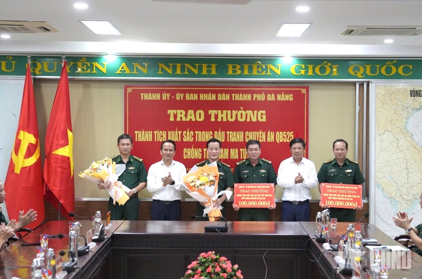Thành phố Đà Nẵng trao thưởng nóng cho Ban Chuyên án QB525