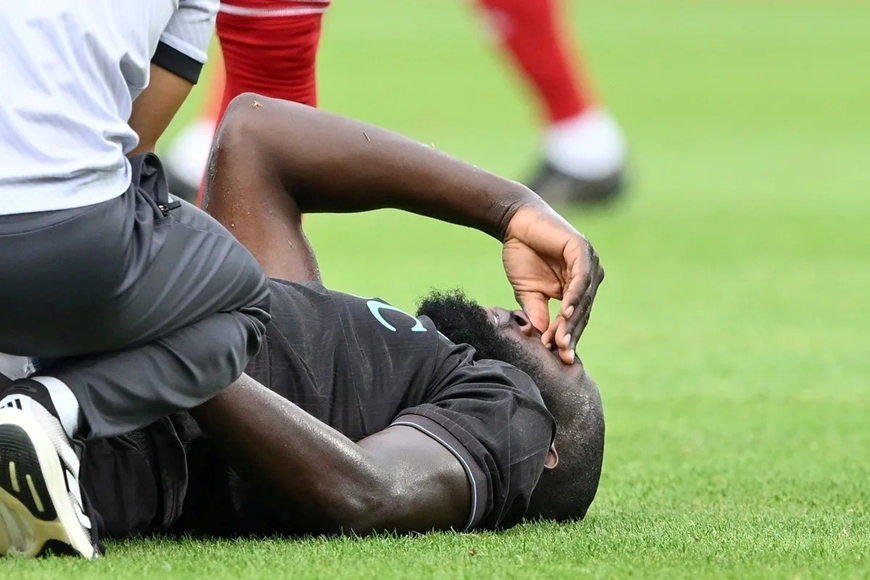 Tin thể thao (19-8): Lukaku chấn thương nghiêm trọng, Sancho làm khổ MU