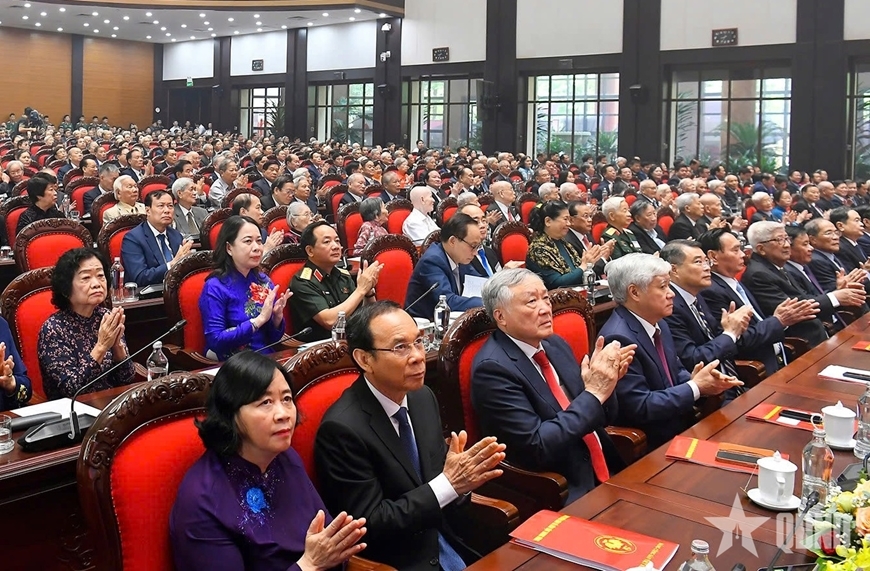 Tổng Bí thư Tô Lâm gặp mặt cán bộ lão thành cách mạng, nguyên Ủy viên Trung ương Đảng nhân kỷ niệm 80 năm Cách mạng Tháng Tám và Quốc khánh 2-9