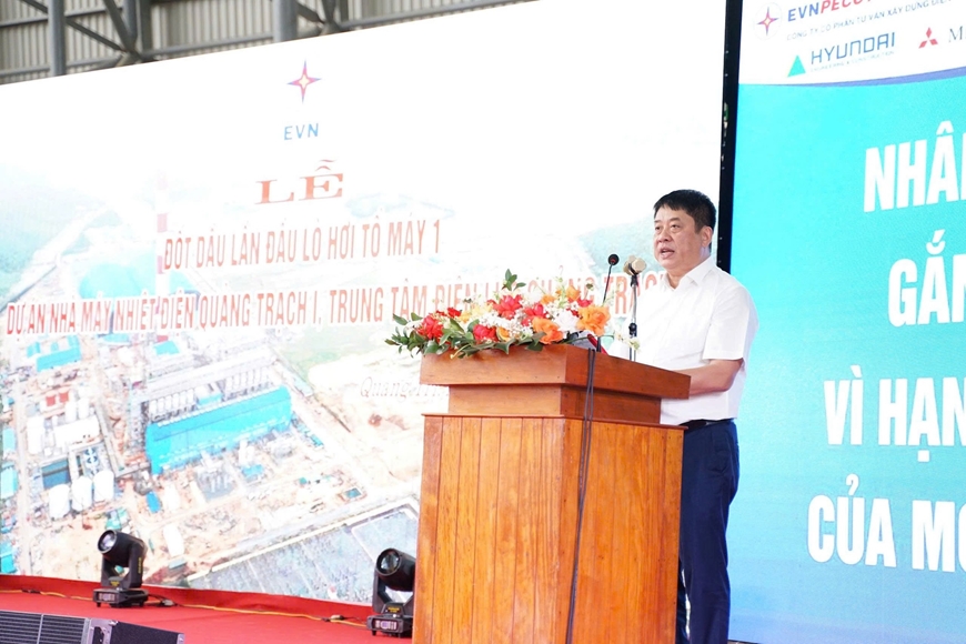 Dự án Nhà máy Nhiệt điện Quảng Trạch I: Thực hiện thành công đốt dầu lần đầu Lò hơi Tổ máy 1