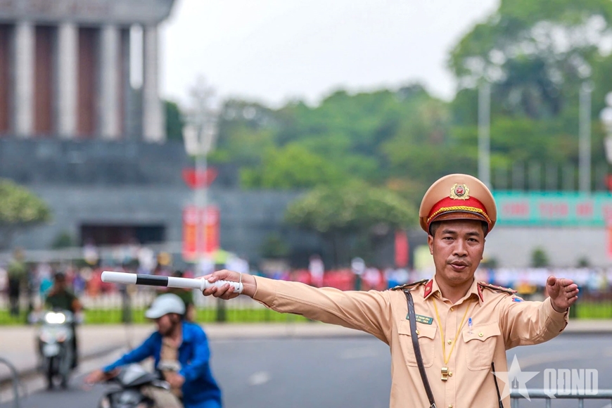 Thông báo phân luồng giao thông