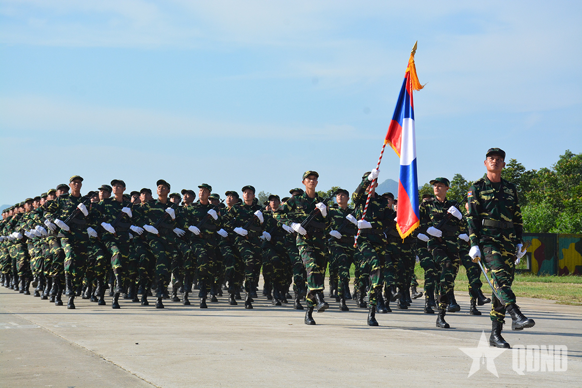 Những hình ảnh tập luyện của đoàn Quân đội nhân dân Lào tham gia Lễ kỷ niệm 80 năm Quốc khánh Việt Nam