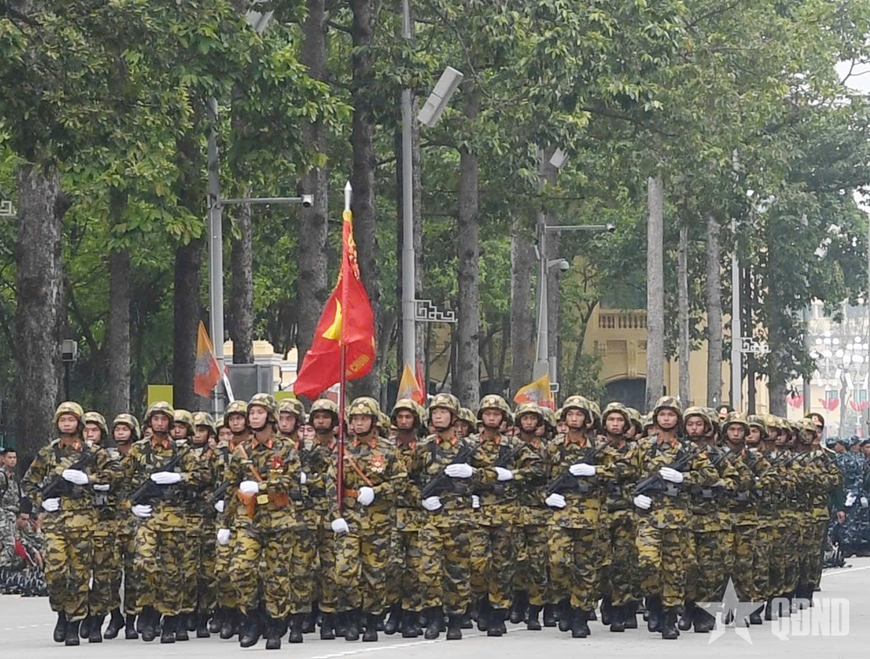Lực lượng diễu binh, diễu hành cơ động về khu vực quanh Quảng trường Ba Đình, sẵn sàng tổng hợp luyện