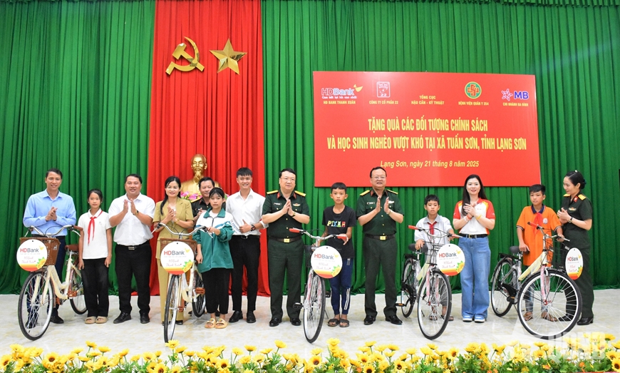 Tổng cục Hậu cần - Kỹ thuật phối hợp tổ chức nhiều hoạt động chính sách