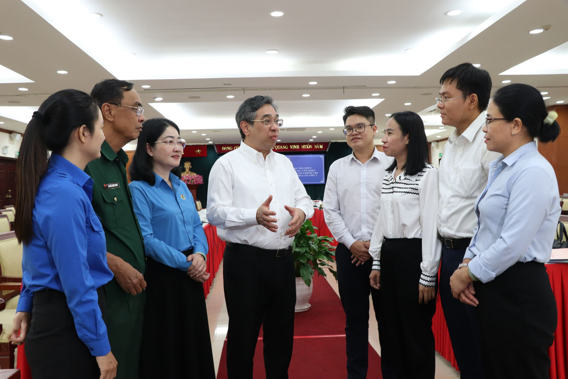 Thành ủy TP Hồ Chí Minh lấy ý kiến góp ý của các tổ chức chính trị - xã hội về dự thảo văn kiện Đại hội XIV của Đảng