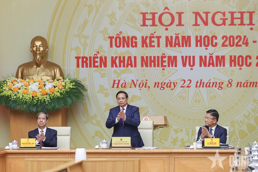 Giáo dục phải chuyển từ trang bị kiến thức sang phát triển năng lực toàn diện cho người học