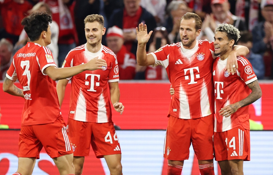 Tin thể thao (23-8): Chelsea vùi dập West Ham, Bayern thắng tưng bừng