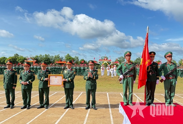 Trung đoàn 95 đón nhận Huân chương Bảo vệ Tổ quốc hạng Nhất