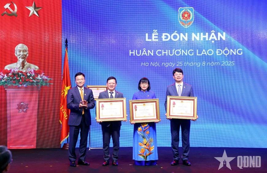 Thủ tướng Chính phủ Phạm Minh Chính đề nghị Bộ Tư pháp thực hiện “5 tiên phong”