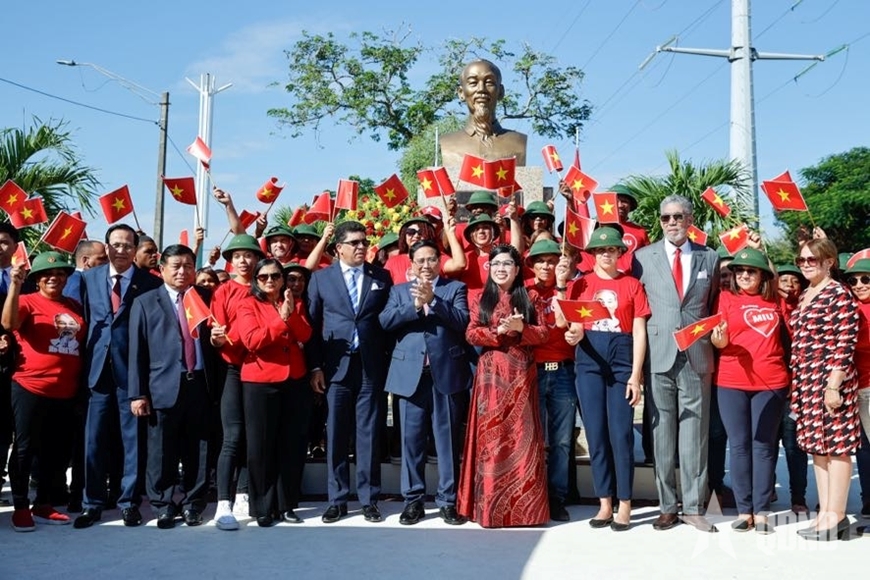 Tượng Bác ở Cộng hòa Dominica