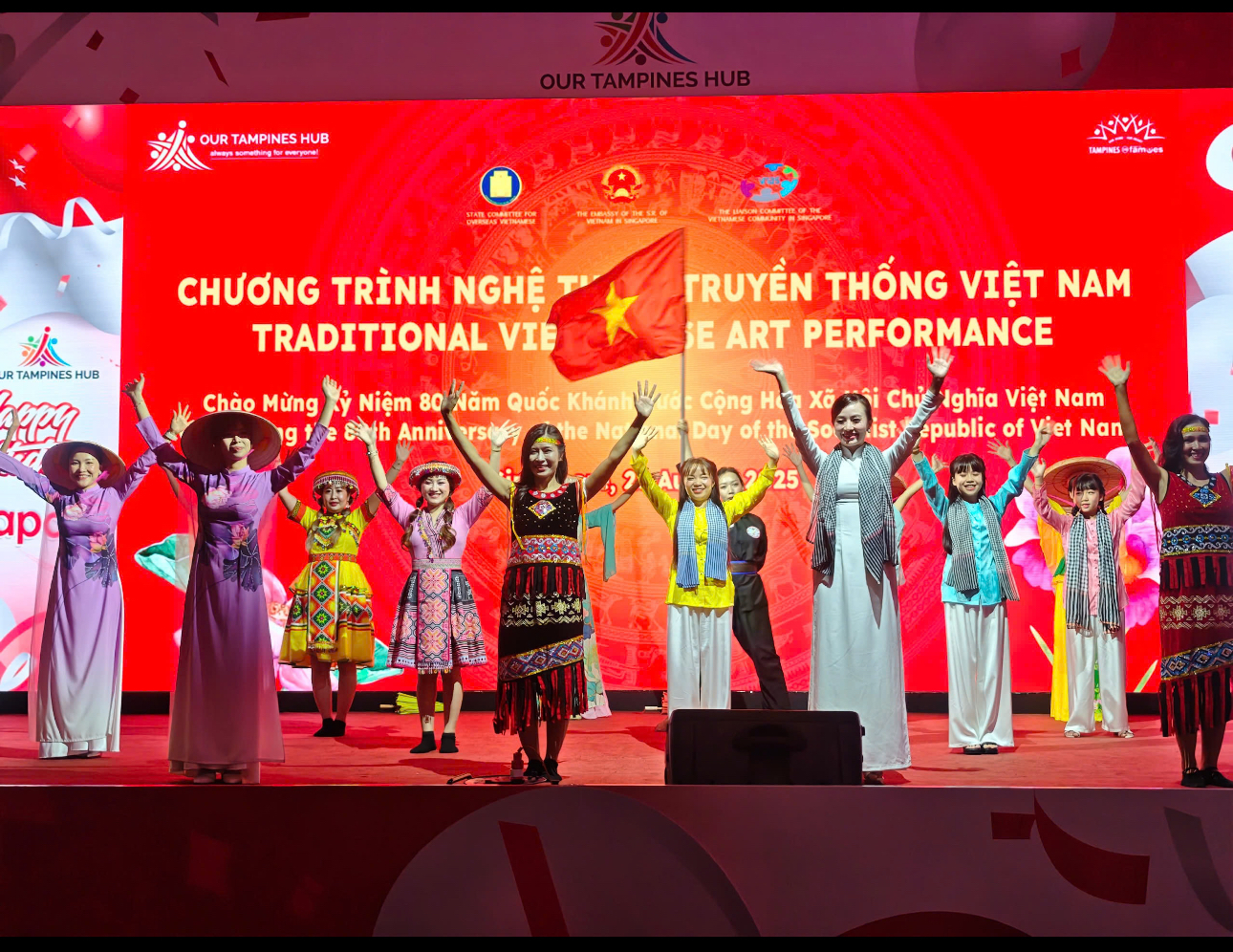 Chương trình nghệ thuật giúp cộng đồng người Việt tại Singapore thêm gắn bó với cội nguồn dân tộc
