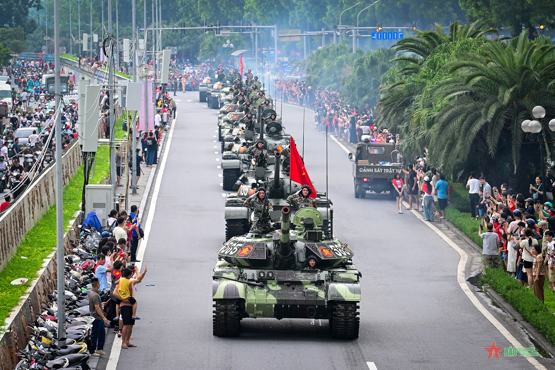 Hơn 40.000 người tham gia sơ duyệt diễu binh, diễu hành tại Ba Đình