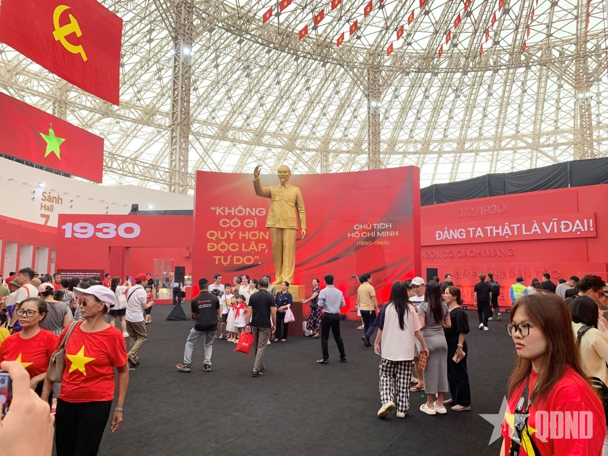 Sức hút từ Triển lãm thành tựu đất nước