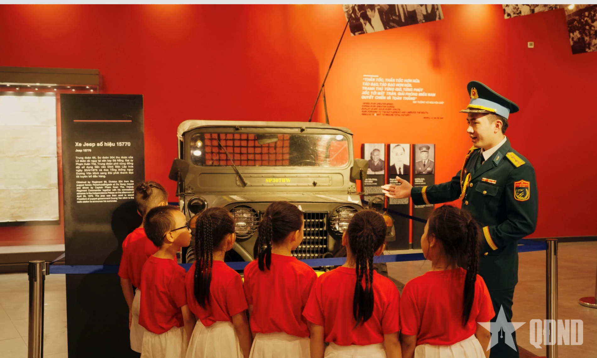 Đỗ Tố Hoa, Đông Hùng hào sảng hát  “Việt Nam ơi, cùng bước tới vinh quang”