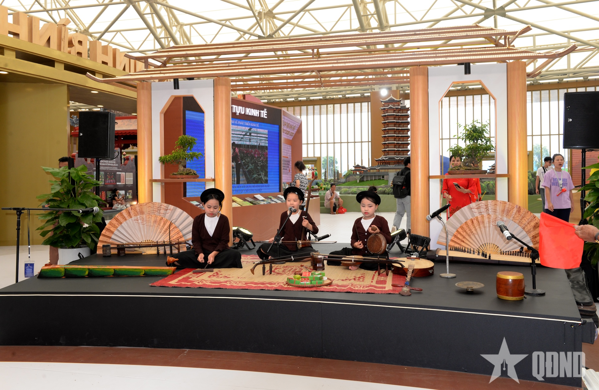 Ninh Bình - hào khí Cố đô giữa không gian Triển lãm thành tựu đất nước