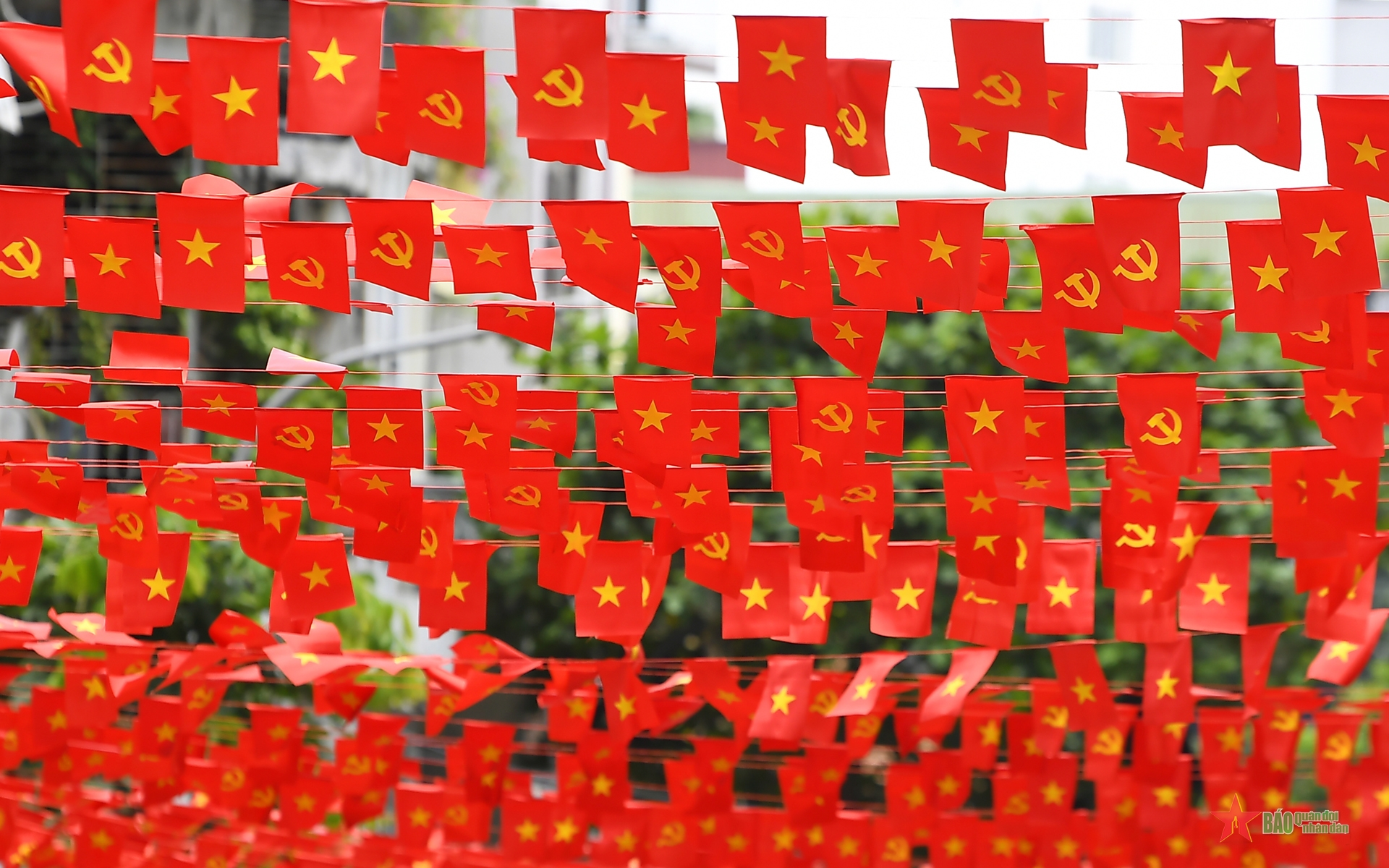 Thủ tướng chỉ đạo đẩy nhanh việc tặng quà nhân dân dịp kỷ niệm 80 năm Cách mạng Tháng Tám và Quốc khánh 2-9
