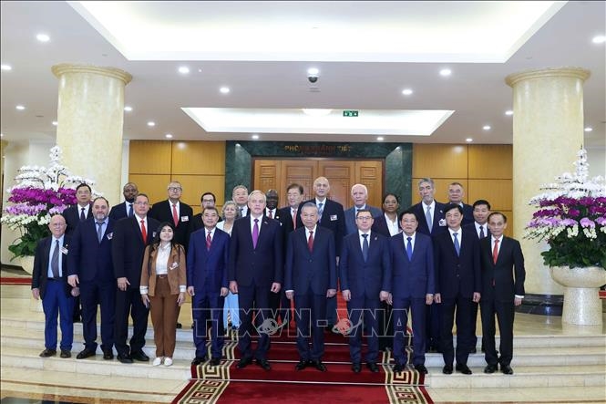 Tổng Bí thư Tô Lâm tiếp Trưởng đoàn chính đảng các nước