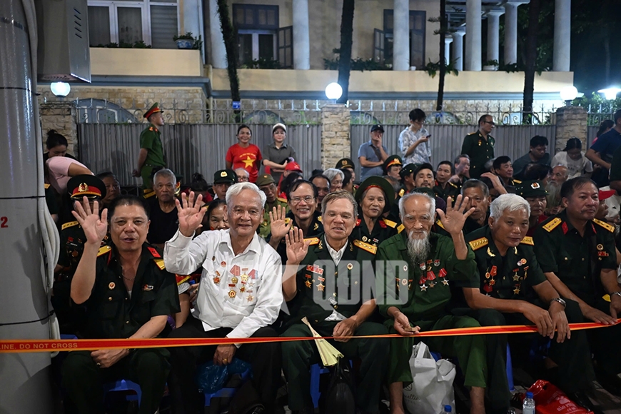 Cả nước hân hoan mừng Quốc khánh - Hào hùng khí thế diễu binh, diễu hành