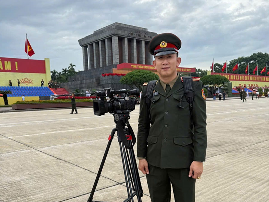 Cảm xúc của phóng viên Lào khi tác nghiệp tại Lễ kỷ niệm 80 năm Quốc khánh Việt Nam