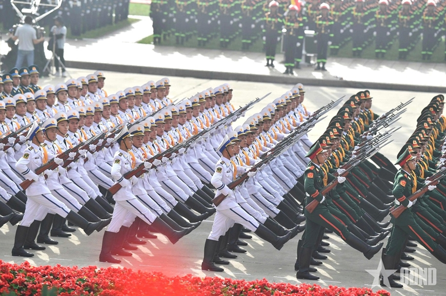 Hình ảnh các khối diễu binh hùng tráng của Quân đội nhân dân Việt Nam