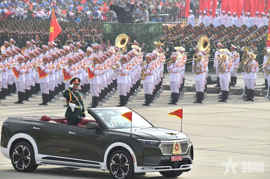 Hình ảnh các khối diễu binh hùng tráng của Quân đội nhân dân Việt Nam