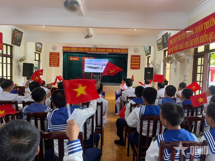 TRỰC TIẾP: Tưng bừng kỷ niệm 80 năm Tết Độc lập: Hào hùng khí thế diễu binh, diễu hành