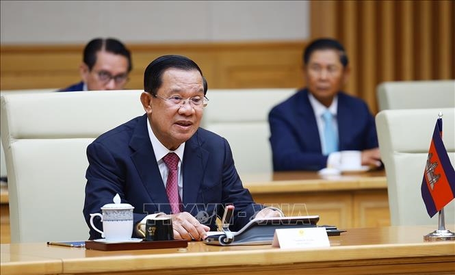 Thủ tướng Phạm Minh Chính hội kiến Chủ tịch Đảng Nhân dân Campuchia, Chủ tịch Thượng viện Campuchia Hun Sen