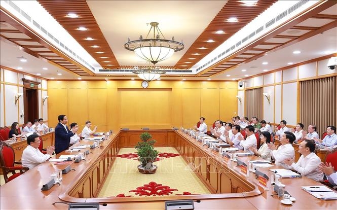 Bộ Chính trị làm việc với Ban Thường vụ Tỉnh ủy các tỉnh An Giang và Lâm Đồng về Đại hội Đảng bộ các địa phương