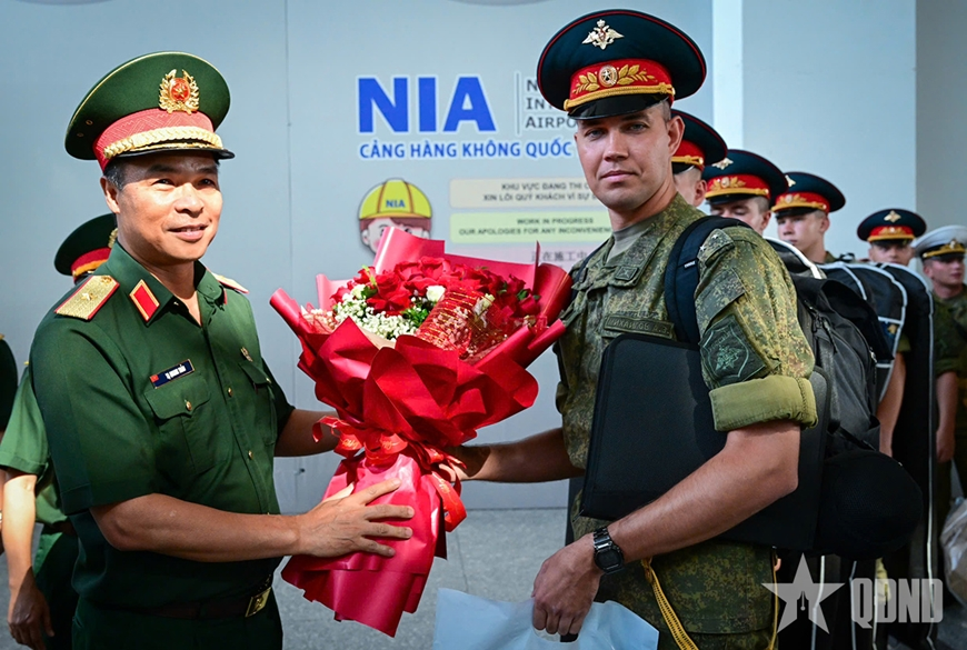 Tiễn đoàn quân đội các nước tham gia diễu binh, diễu hành dịp Quốc khánh 2-9 về nước